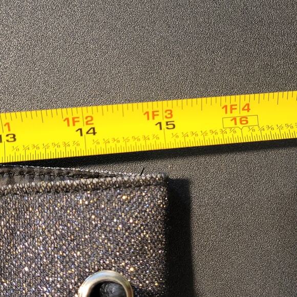 Victoria’s Secret Gray Silver Glitter Sling Backpack NWOT Drawstring Angel Charm - Picture 5 of 9